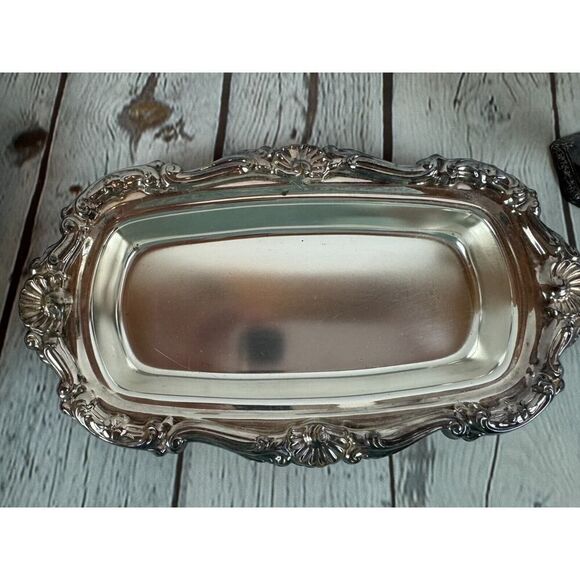 Unbranded butter dish pepper shaker salt shaker silver plated metal - Picture 4 of 9